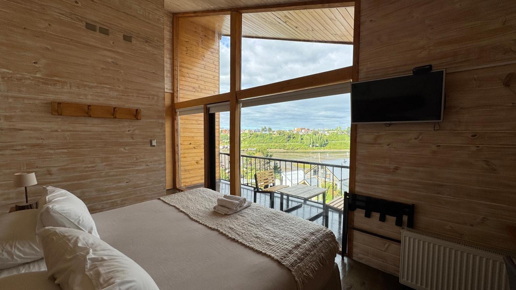 Hotel Arrebol 卡斯特鲁 外观 照片