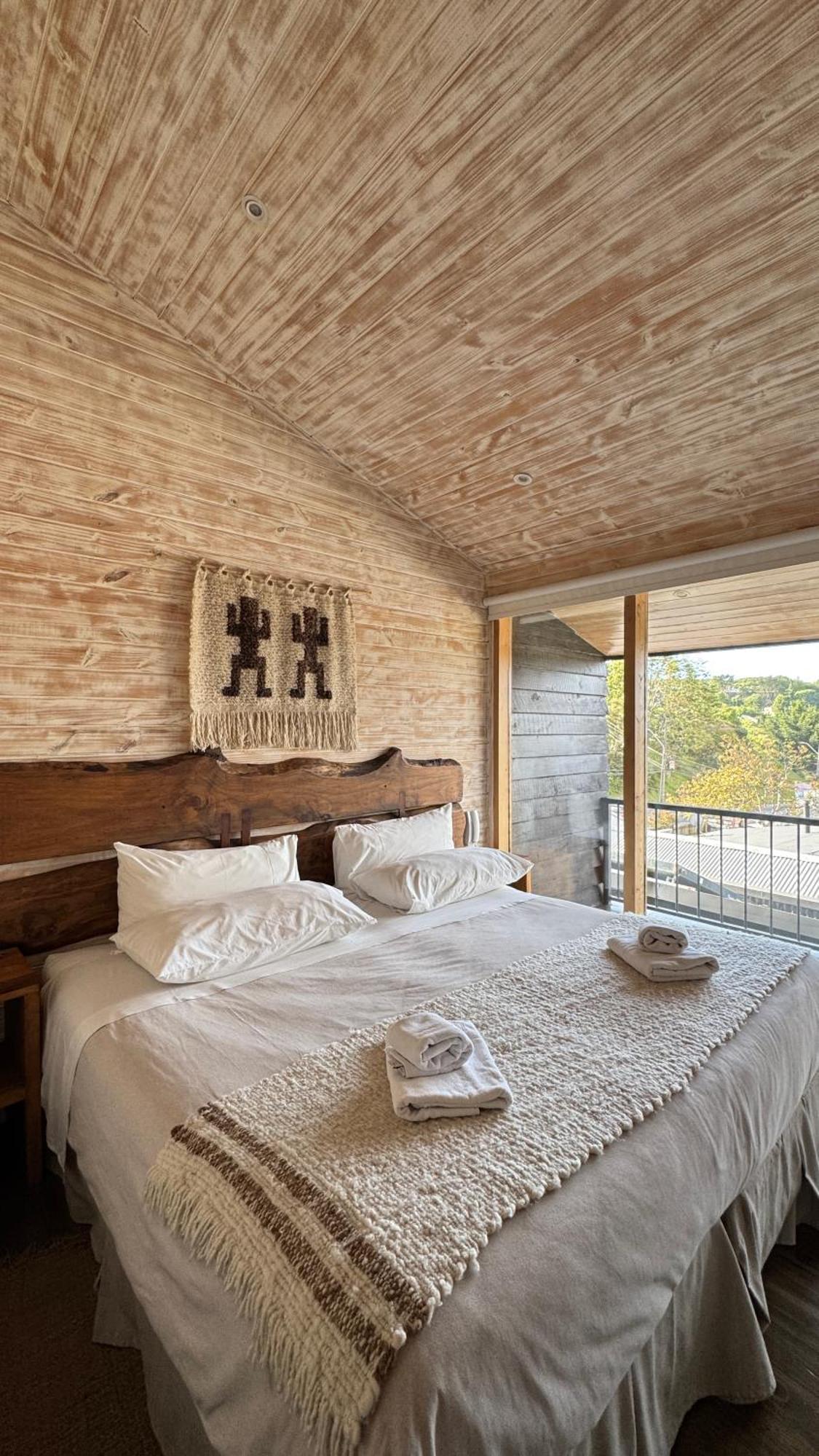 Hotel Arrebol 卡斯特鲁 外观 照片